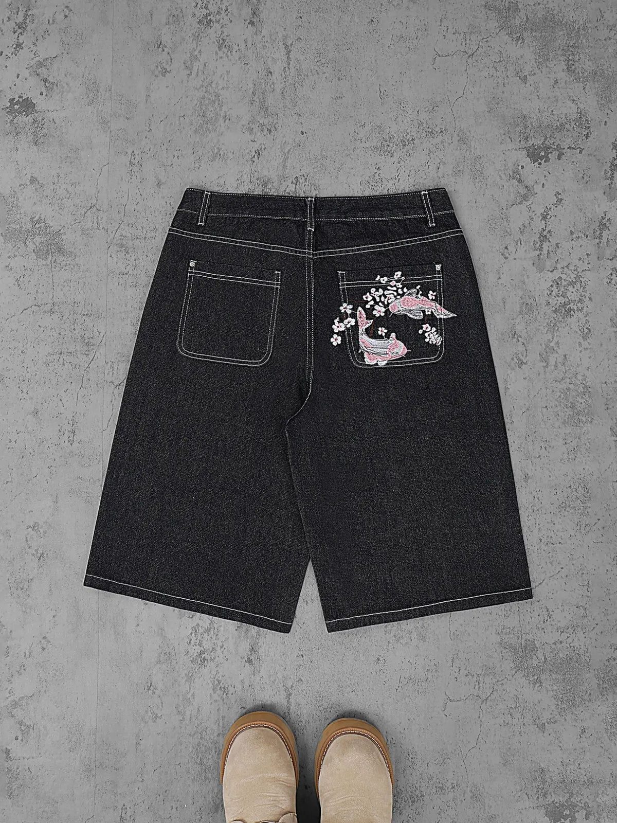 Men's Bermuda Shorts, Light Blue Washed Denim Jeans, Retro Floral Embroidery, Loose-Fit, Knee-Length, Casual Outdoor Wear, Ideal for Leisure