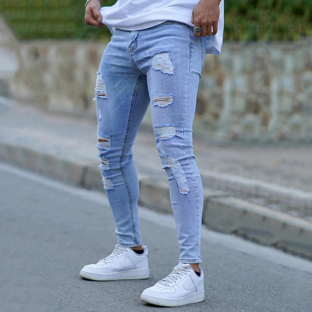 GINGTTO Men's Ripped Skinny Jeans Slim Fit Distressed Denim Pants Fashion Comfort Tapered Leg