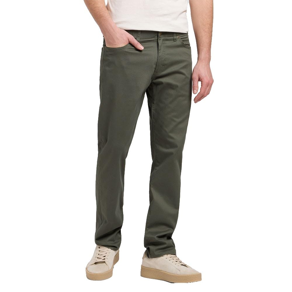 Lee Men's Extreme Motion Straight Taper Jean