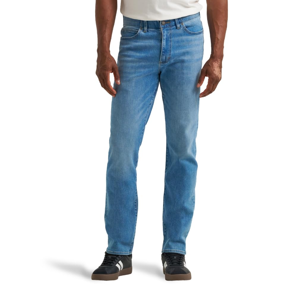 Men's Extreme Motion Slim Straight Leg Jean 2015437