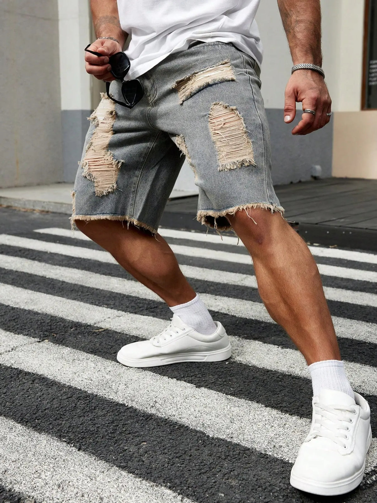 Men's Plain Ripped Distressed Frayed Hem Denim Shorts, Loose-Fit Menswear Streetwear for All Seasons, Perfect for Casual Outings, Commute & Vacation, Emo Aesthetic Style