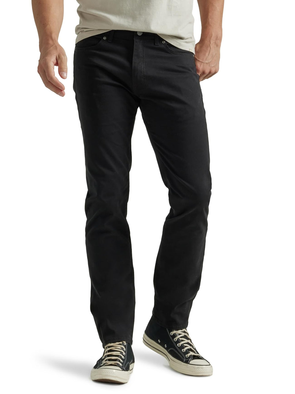 Men's Extreme Motion Slim Straight Leg Jean 2015437