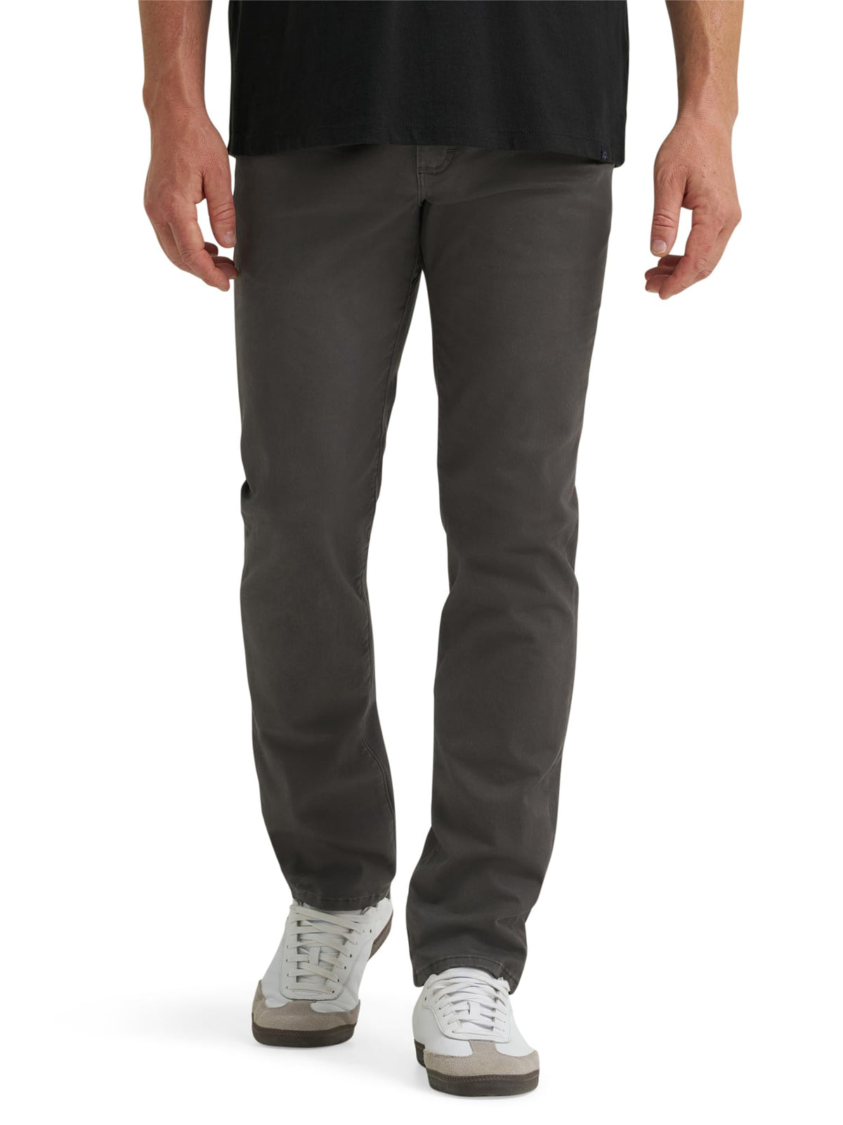 Men's Extreme Motion Slim Straight Leg Jean 2015437