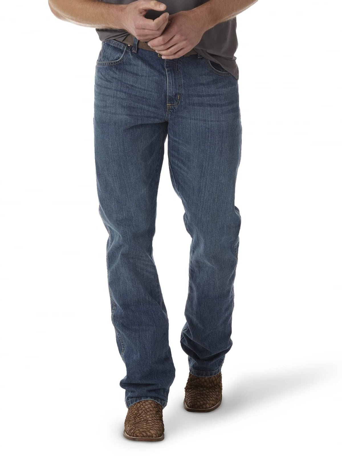 Wrangler Men's Retro Relaxed Fit Boot Cut Jean