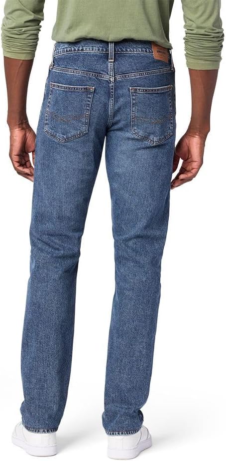 Levi Strauss Signature Gold Men's Slim Straight Fit Jean Pants