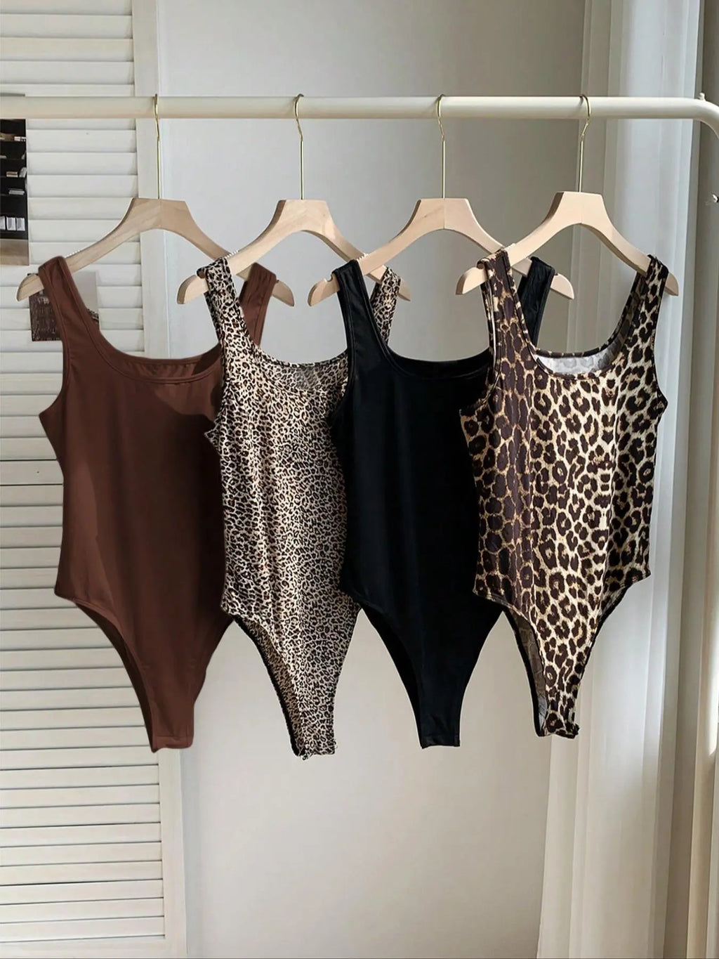 Women's Solid / Leopard Print Overalls Bodysuit, Casual Comfy Sleeveless Bodysuit for Daily Wear, Ladies Clothes for All Seasons Overalls Outfit