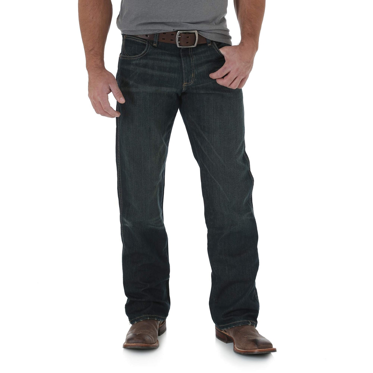 Wrangler Men's Retro Relaxed Fit Boot Cut Jean