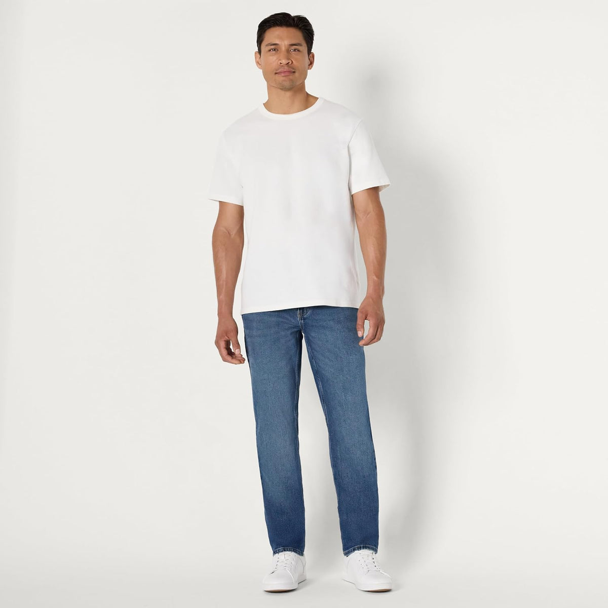 Amazon Essentials Men's Low Stretch Slim Straight Denim Jeans, Vintage Inspired