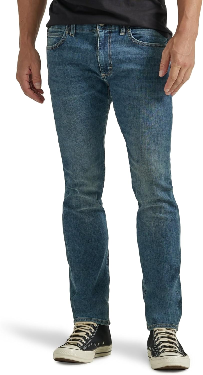 Men's Extreme Motion Slim Straight Leg Jean 2015437