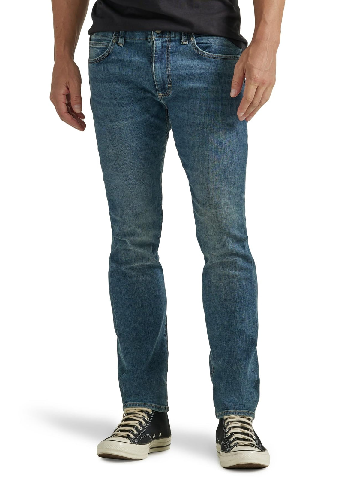 Men's Extreme Motion Slim Straight Leg Jean 2015437