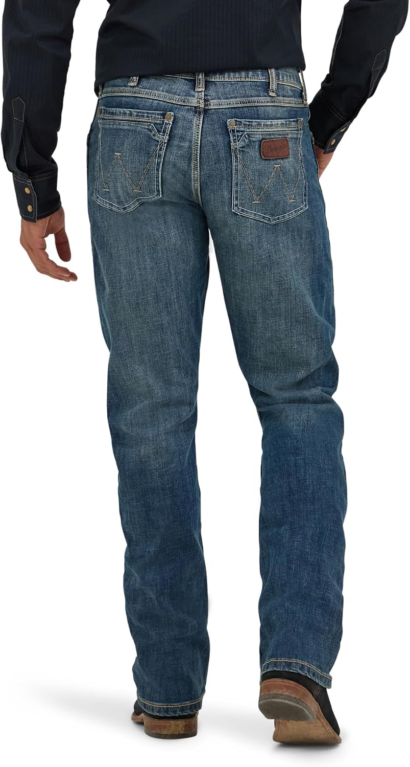 Wrangler Men's Retro Slim Fit Bootcut Jean