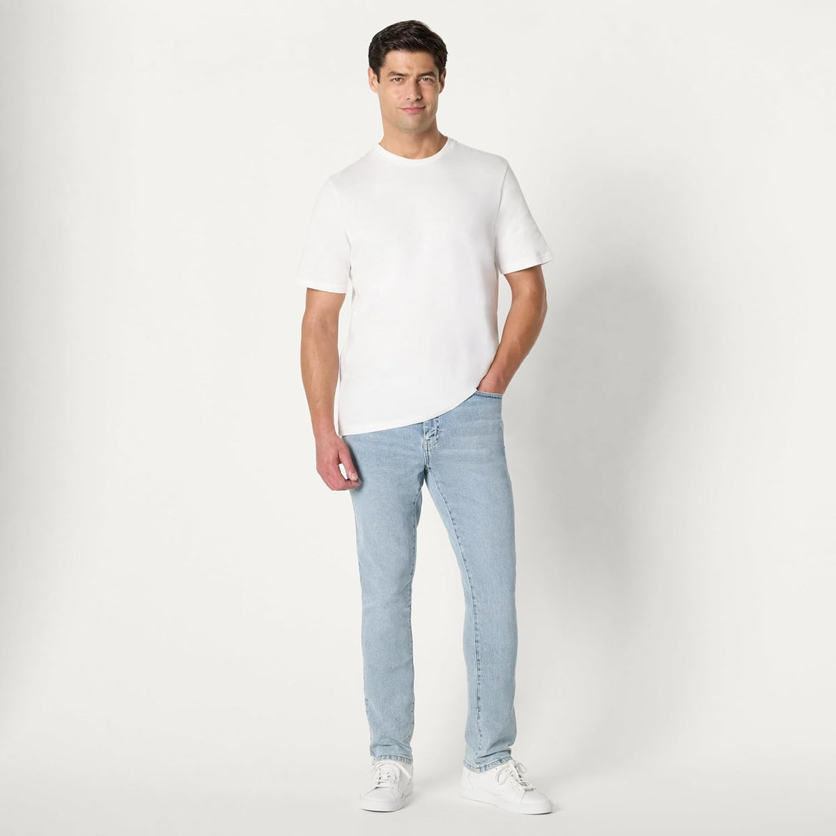 Amazon Essentials Men's Low Stretch Slim-Fit Jean, Tapered Leg, Vintage Inspired Midweight Denim