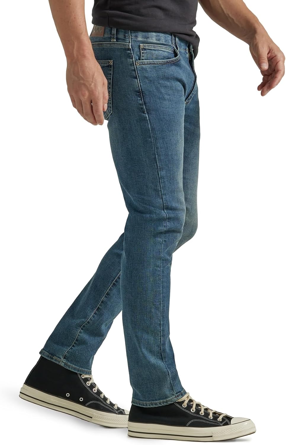 Men's Extreme Motion Slim Straight Leg Jean 2015437
