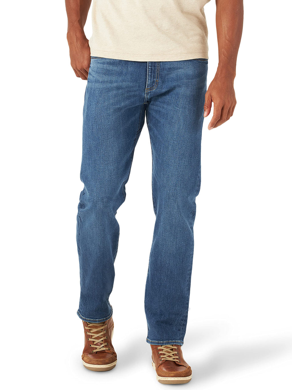 Men's Extreme Motion Slim Straight Leg Jean 2015437