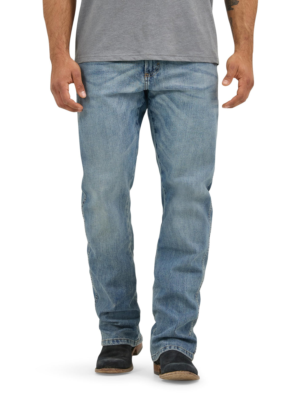 Wrangler Men's Retro Relaxed Fit Boot Cut Jean