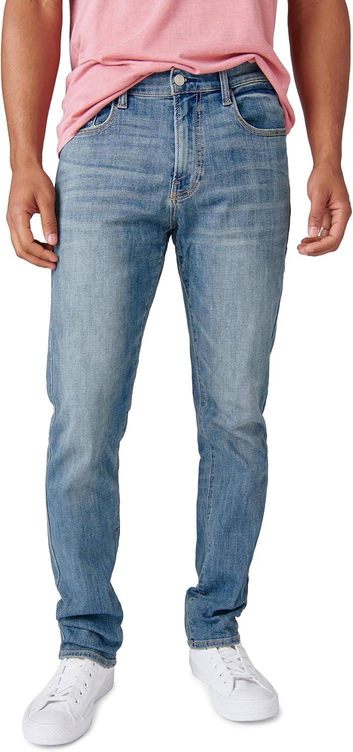 Lucky Brand 410 Athletic Fit Jeans in Black Rinse