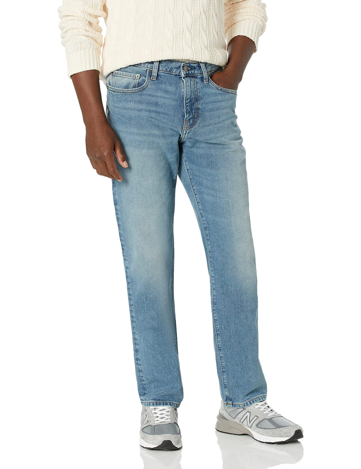 Amazon Essentials Men's Straight-Fit Stretch Jean, Light-Stretch Denim