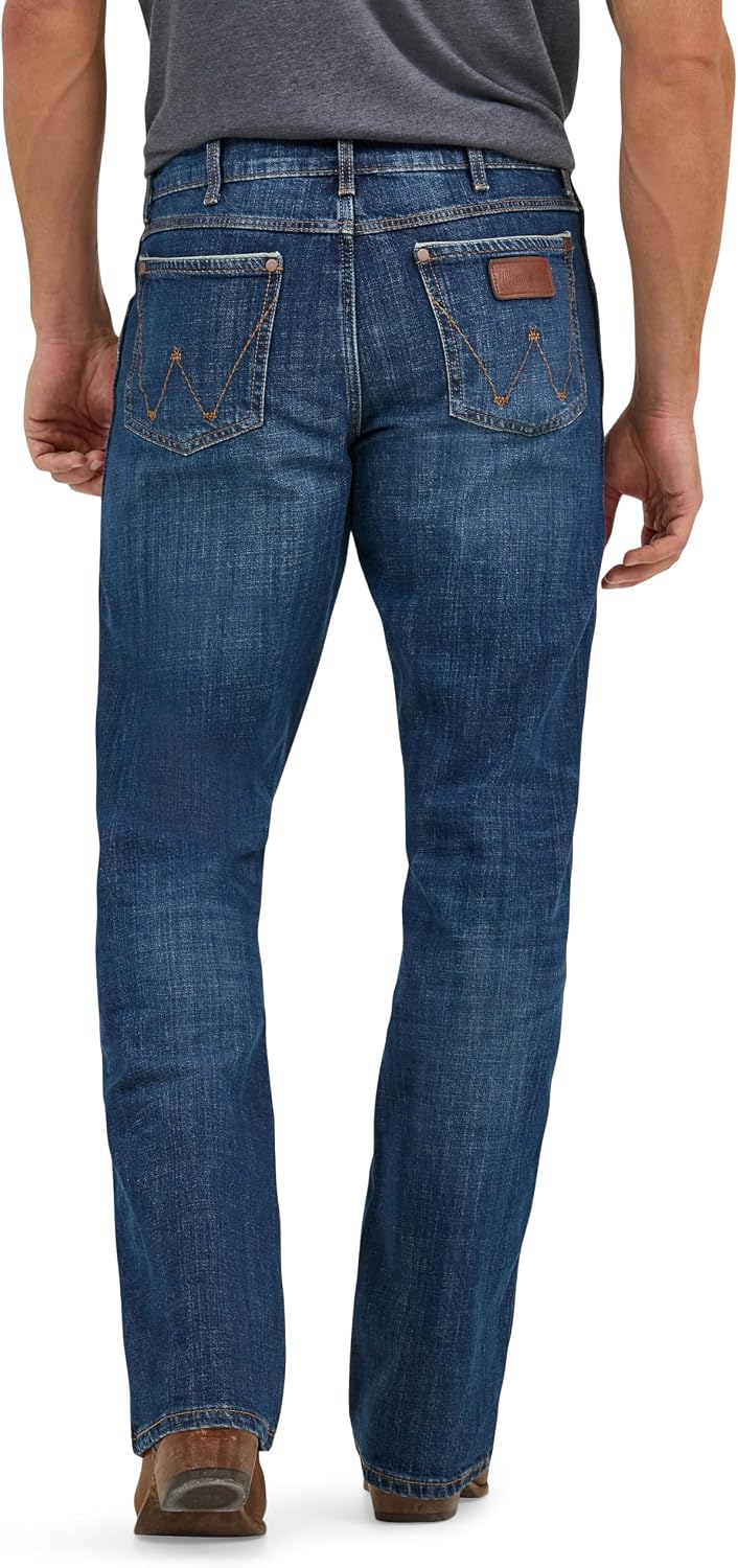 Wrangler Men's Retro Relaxed Fit Boot Cut Jean
