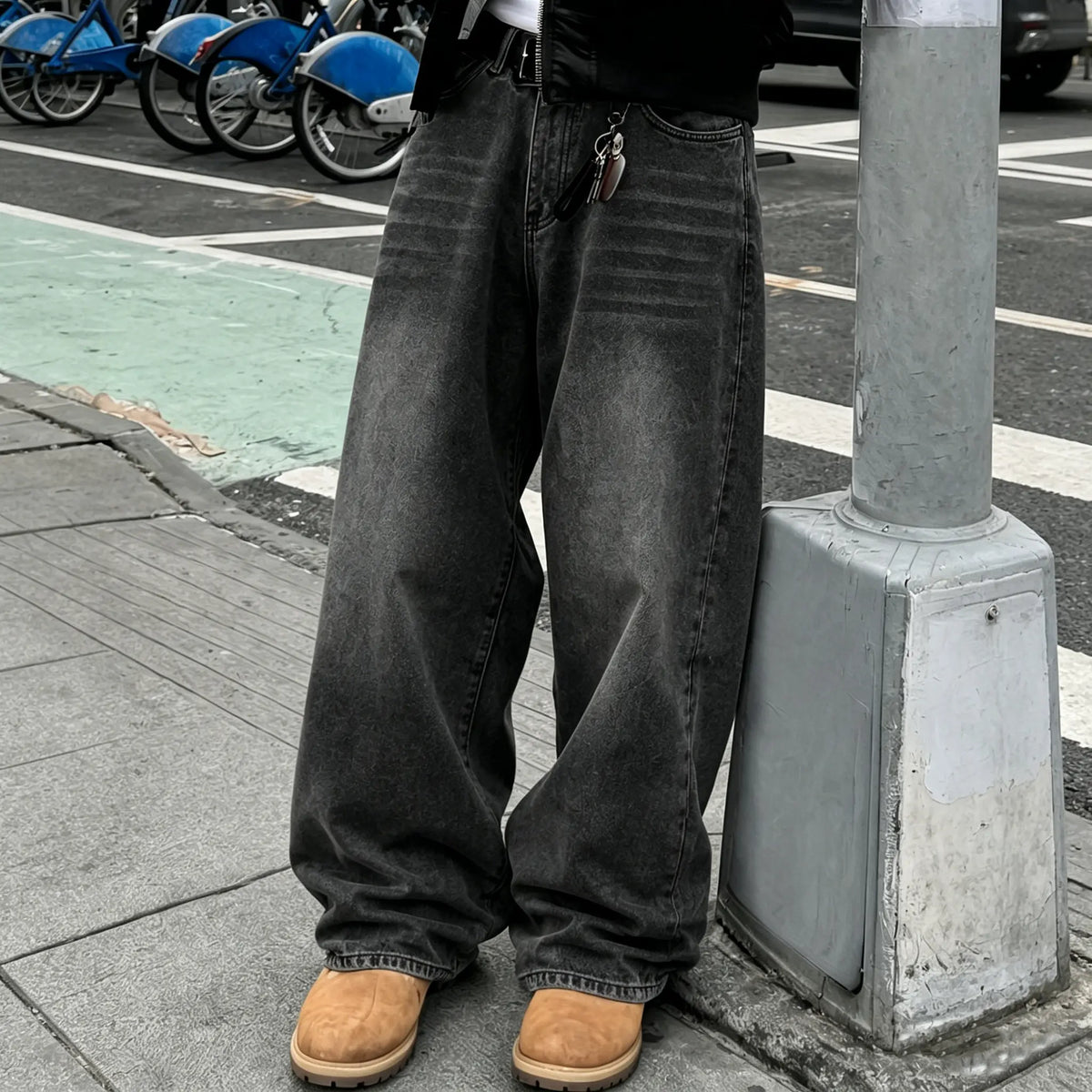 Menswear Baggy Low-Rise Jeans - Male Relaxed-Fit Denim Pants with Pockets, 2000s Aesthetic, Casual Streetwear, Vintage Grunge, Urban Hip Hop Style for Daily Wear