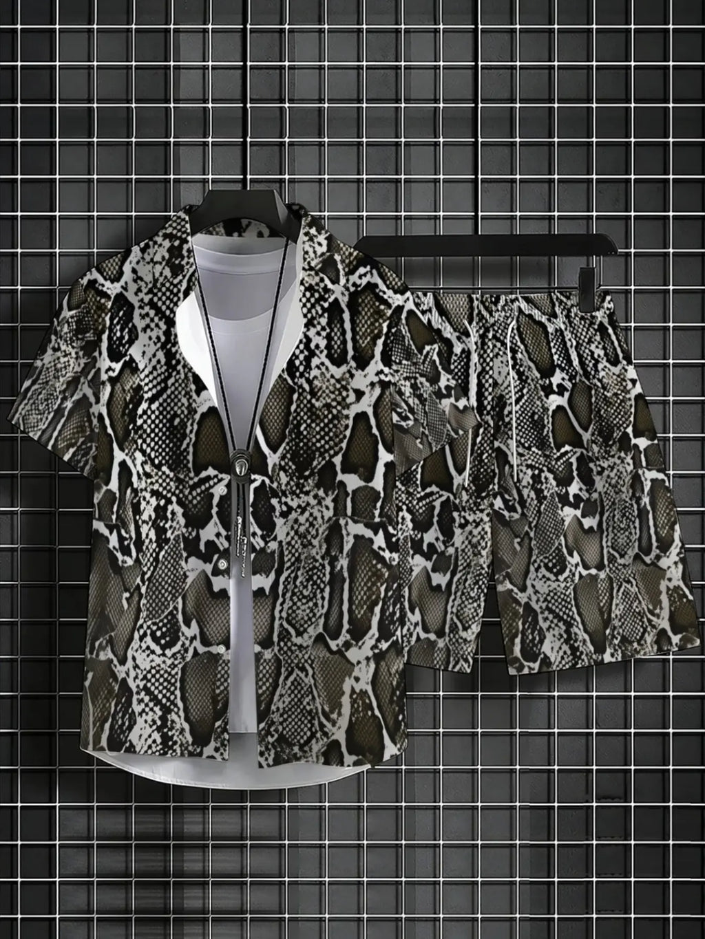 Men's Leopard Print Short Sleeve Collared Romper, Summer Tropical Casual Fashion Set, Breathable Comfort Trendy Piece, Slim-Fitting Graphic Blouse, Menswear, Clothing Sets