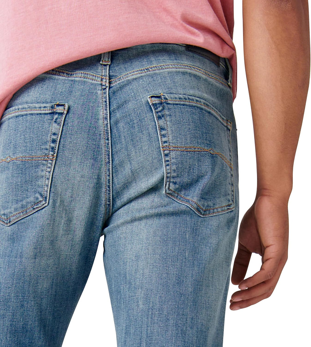 Lucky Brand 410 Athletic Fit Jeans in Black Rinse