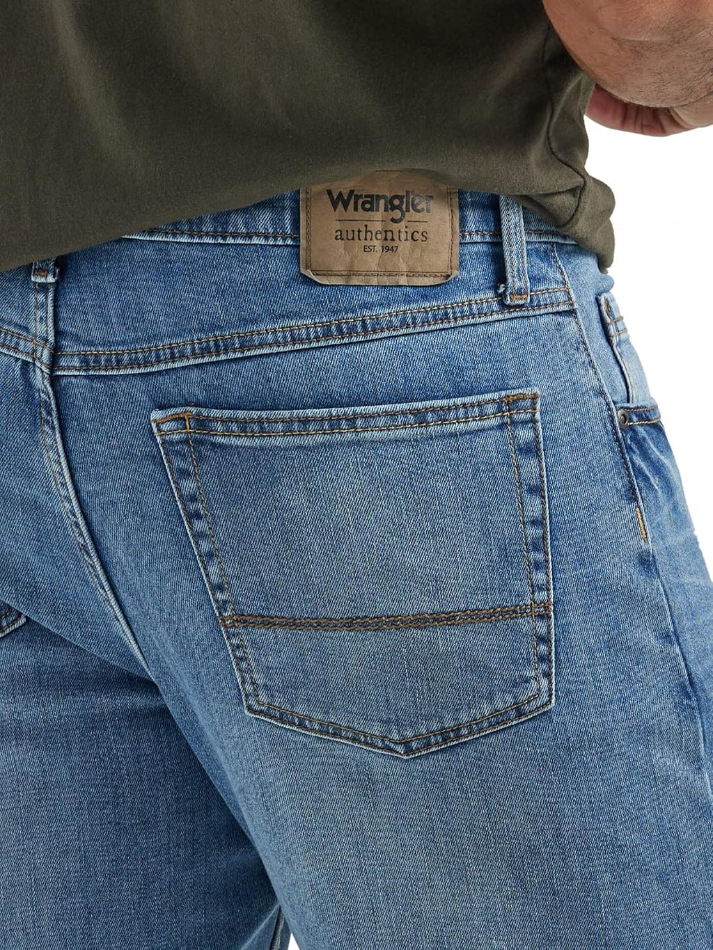 Wrangler Authentics Men's Relaxed Fit Boot Cut Jean