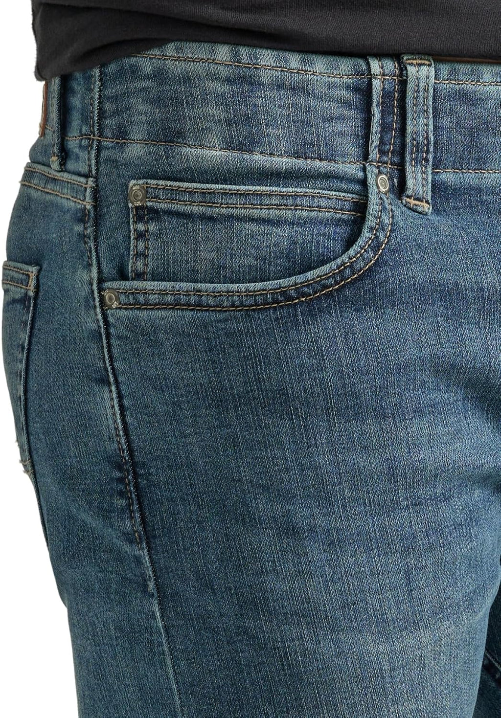Men's Extreme Motion Slim Straight Leg Jean 2015437