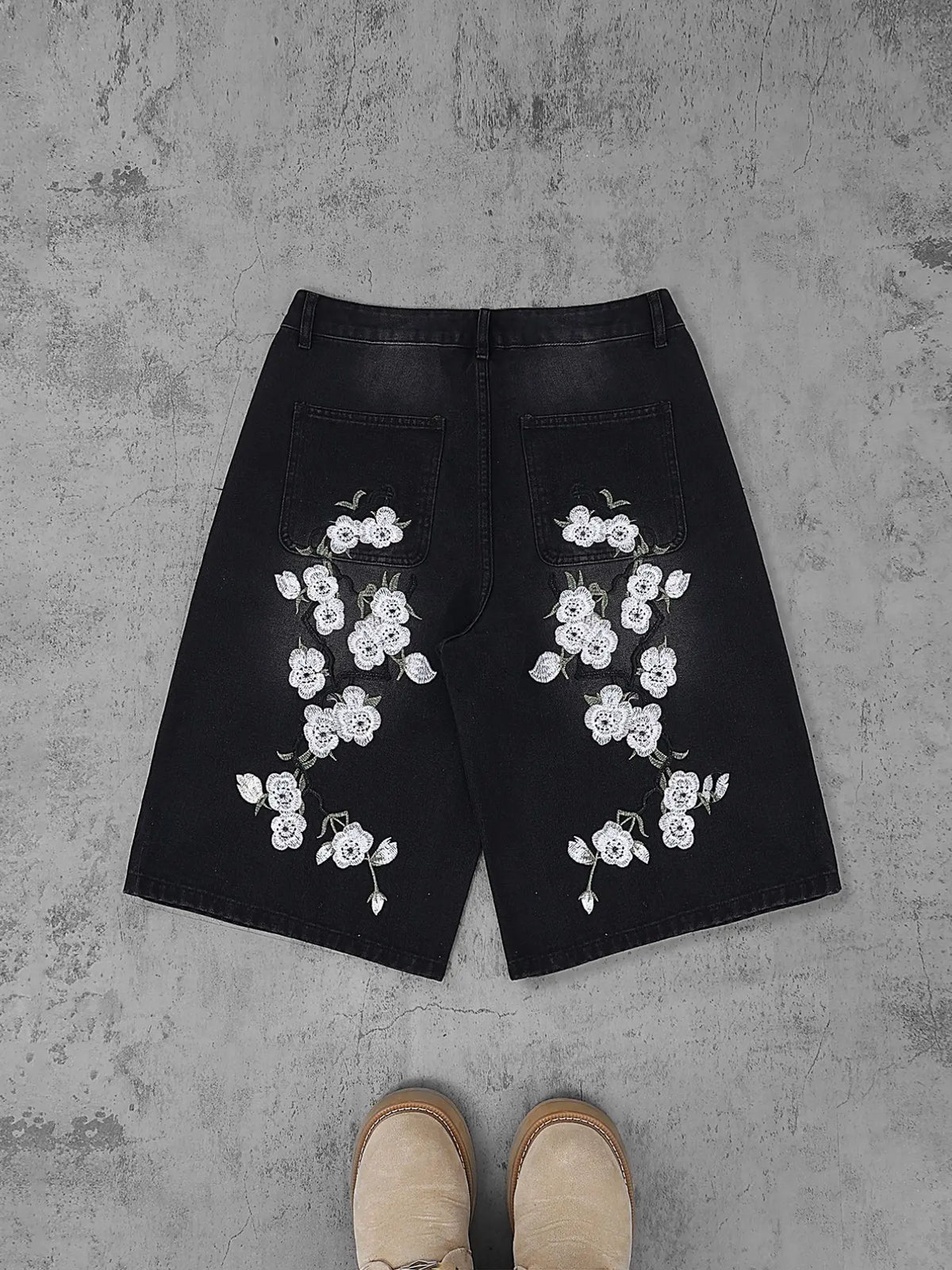Men's Bermuda Shorts, Light Blue Washed Denim Jeans, Retro Floral Embroidery, Loose-Fit, Knee-Length, Casual Outdoor Wear, Ideal for Leisure